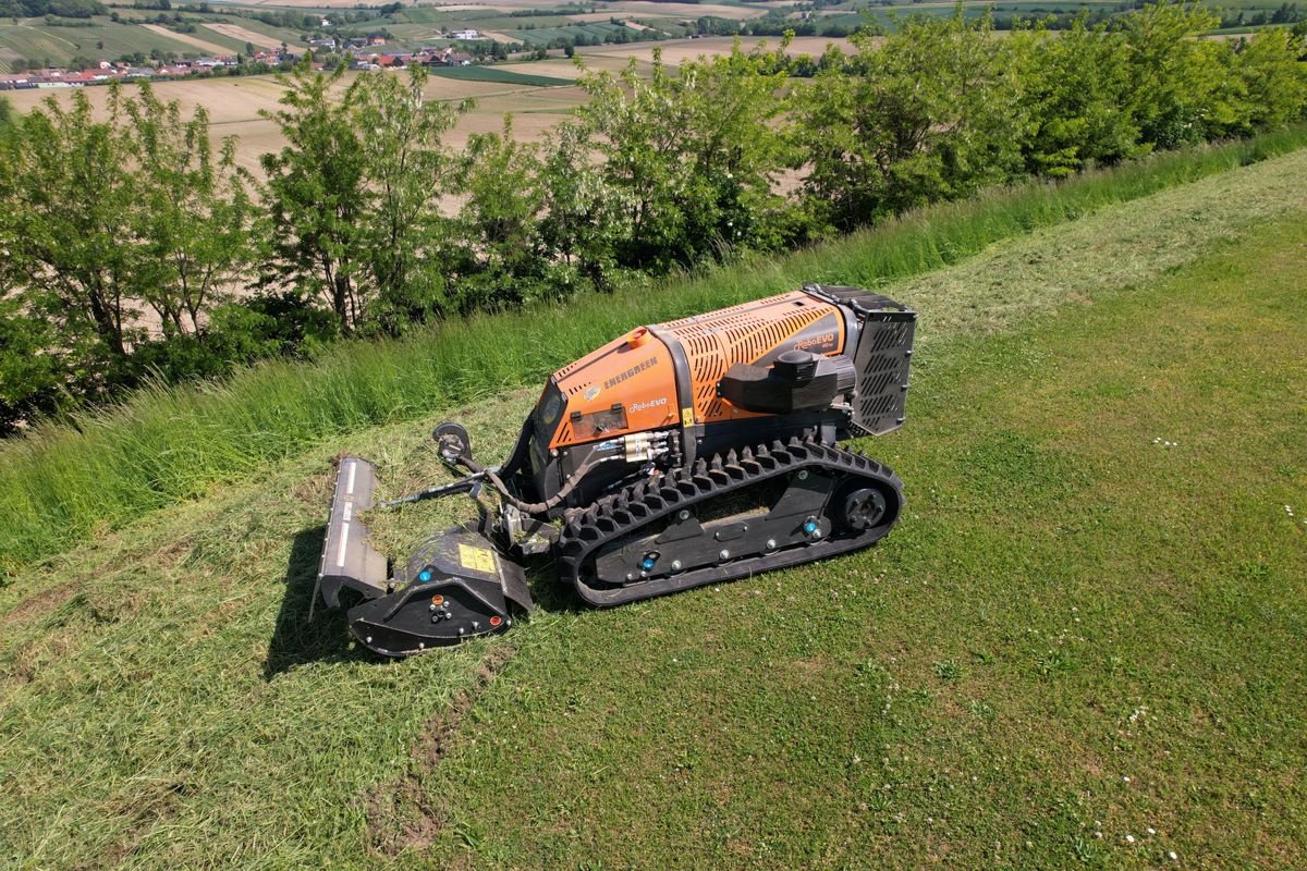 Motormäher des Typs Energreen RoboEVO | Ferngesteuerter Geräteträger, Gebrauchtmaschine in Krustetten (Bild 3)